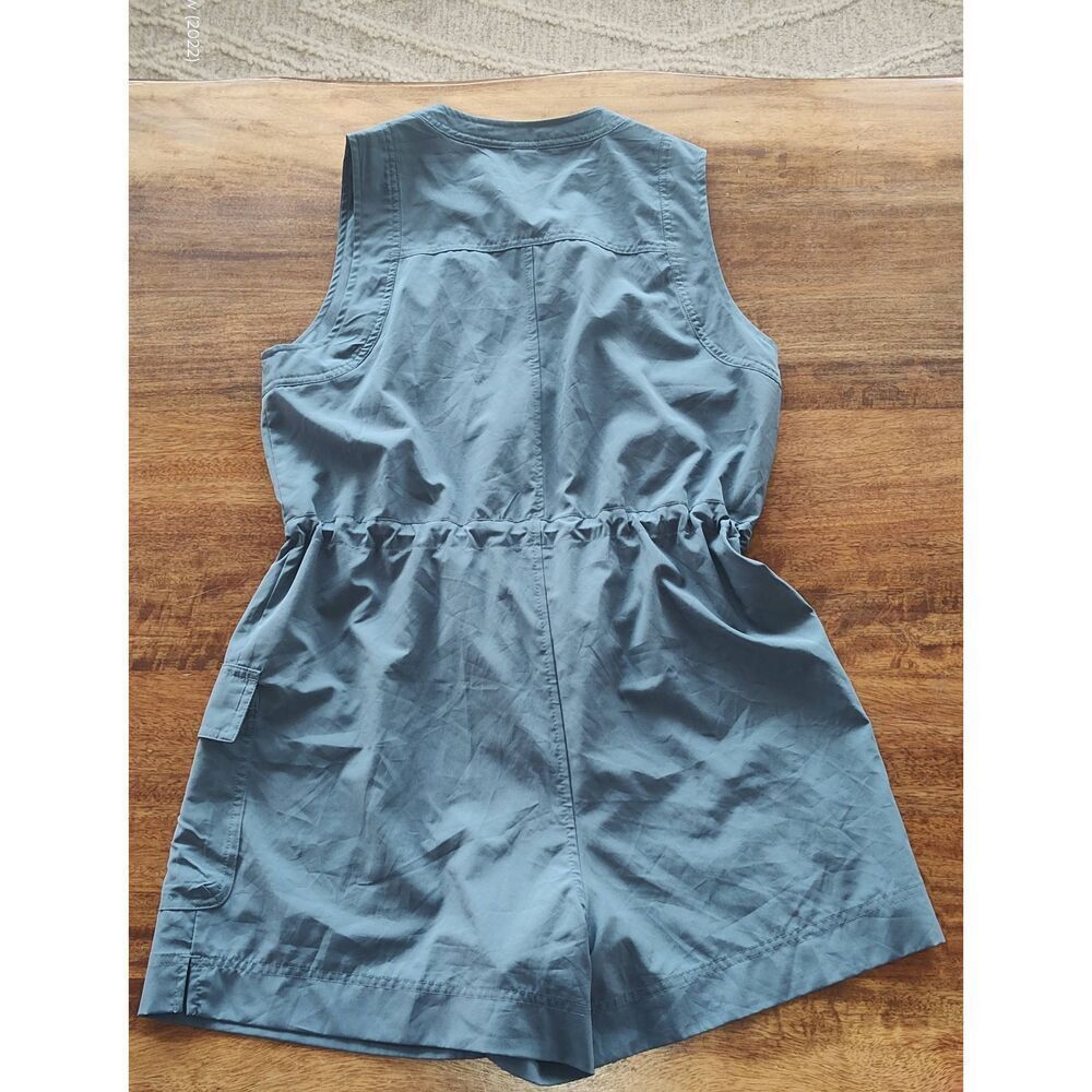 Old Navy StretchTech Romper Ocean Blue Size Small Quick Dry Sleeveless Zip Pocke - Picture 2 of 9